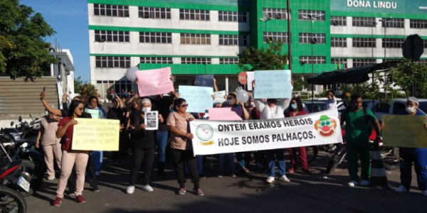 FOTO-MATERIA-YURI_MANIFESTACAO-ENFERMAGEM