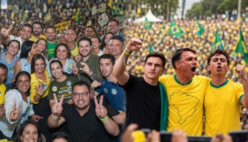 “Bloquinho do 22” chega a Manaus com presença anunciada de Flávio Bolsonaro, Nikolas Ferreira e Lucas Pavanato na Ponta Negra
